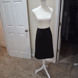 Jones Studio Classic Black Pencil Skirt